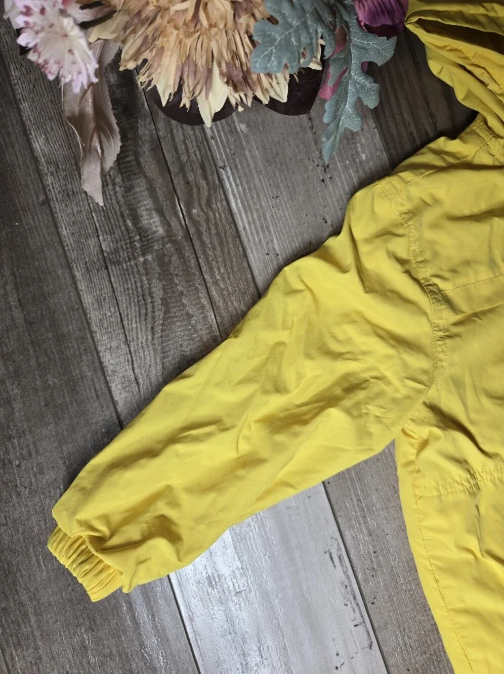 Gymboree Yellow Hooded Windbreaker Jacket Boys XS (4)